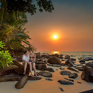 couple tour